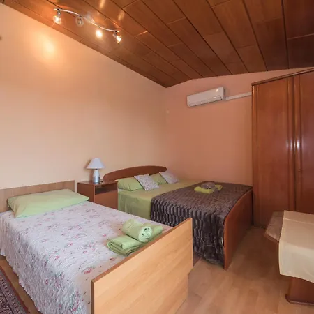 Apartment Vida *